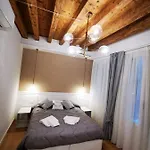 Deluxe 3 Bedroom Flat In Rialto 威尼斯