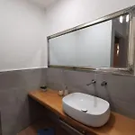 Deluxe 3 Bedroom Flat In Rialto 公寓 *