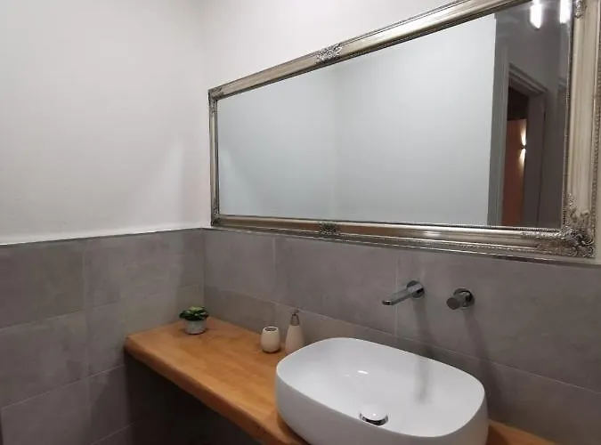 Deluxe 3 Bedroom Flat In Rialto Appartement *