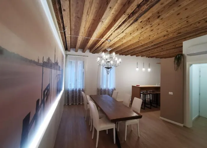 Appartement Deluxe 3 Bedroom Flat In Rialto Venetië