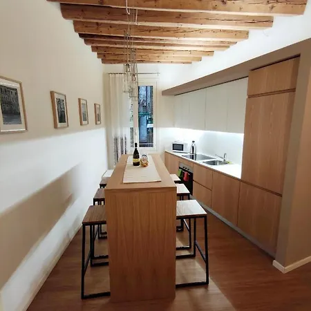 Lägenhet Deluxe 3 Bedroom Flat In Rialto *