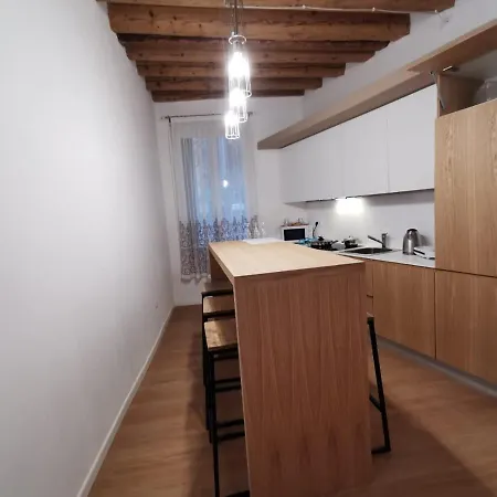 Deluxe 3 Bedroom Flat In Rialto Lägenhet *